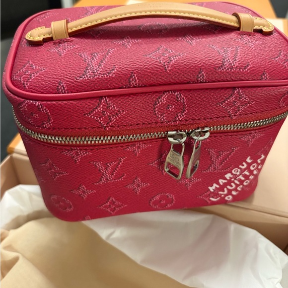 Louis Vuitton Red Monogram Cosmetic Case with Script Accent - Picture 3 of 7